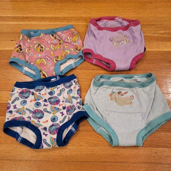 Toddler training pants 3T and 4T - Picture 2 of 2